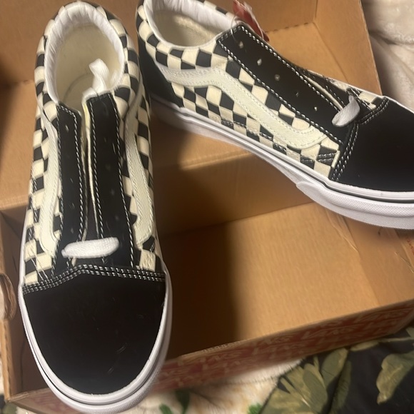 Kids size 3 vans suede and canvas black and white checkered - Picture 2 of 7